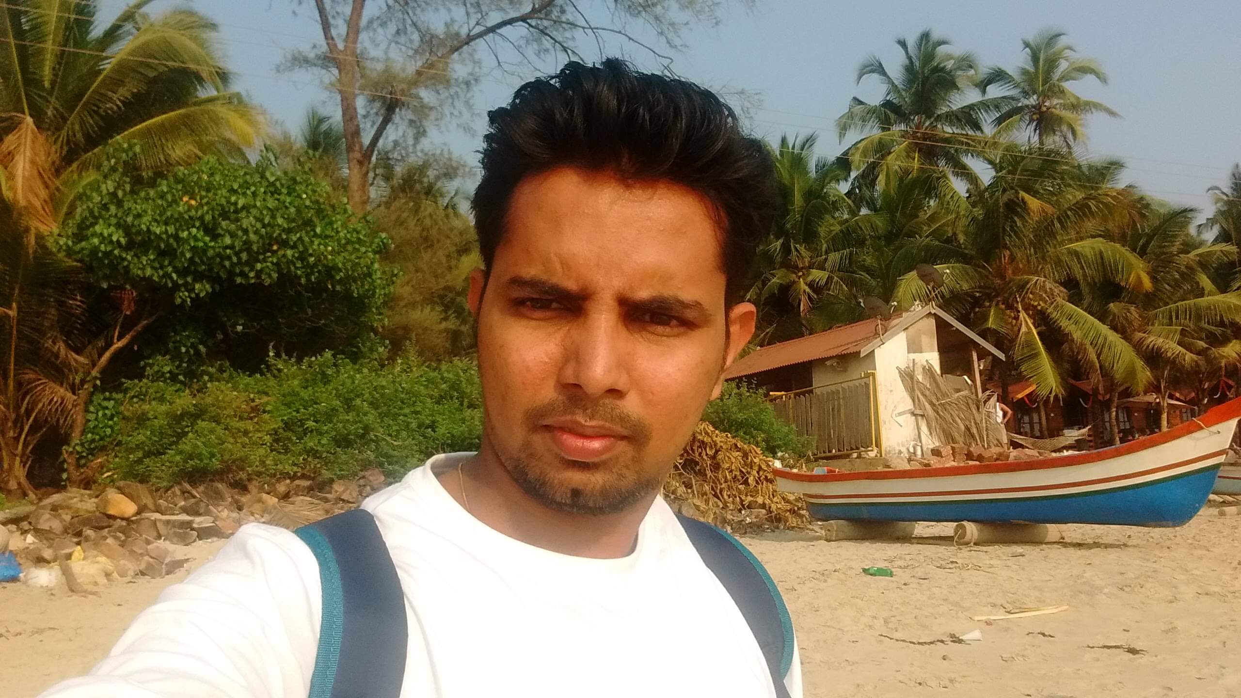 tarkarli-beach-travel-moody tarkarli-beach-travel-moody